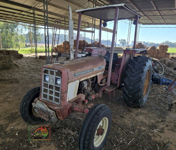 INTERNATIONAL IH-454 TRACTOR
