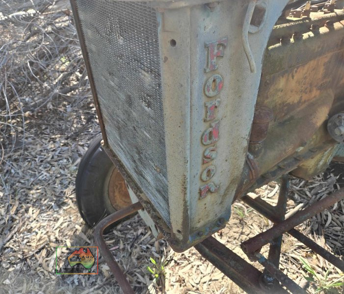 FORDSON E27N TRACTOR