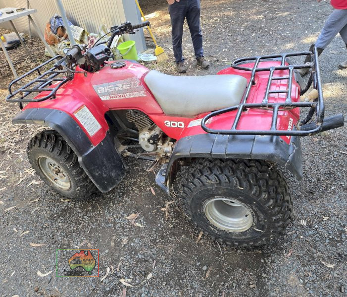 1996 HONDA TRX300 (4x2) ATV