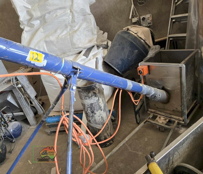(11298) PENCIL AUGER WITH HOPPER