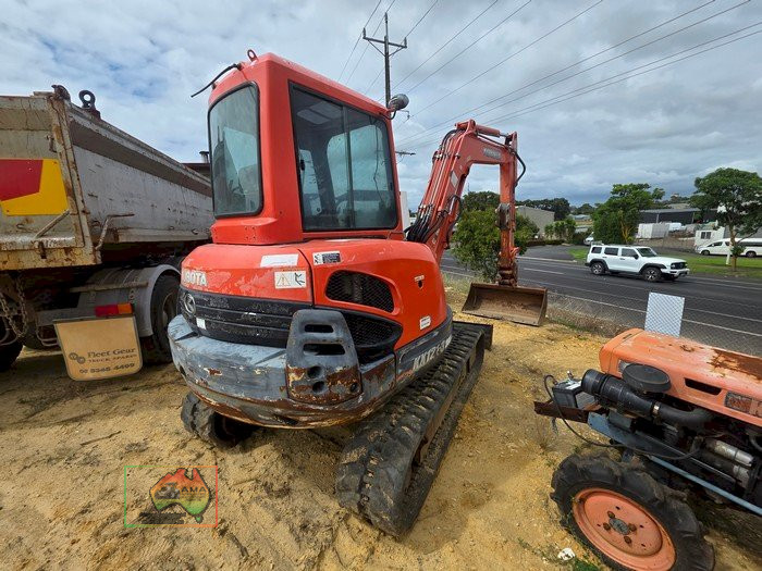 KUBOTA KX121-3 EXCAVATOR