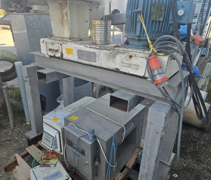 BAKER PERKINS SCREW FEEDER