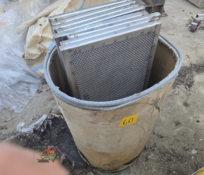 STAINLESS STEEL SIEVE SCREENS X 8