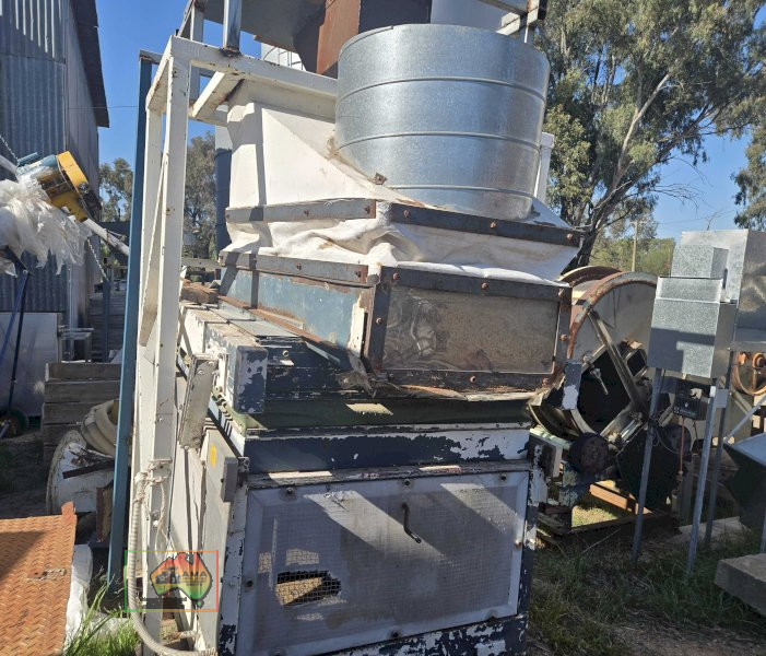 (11459) MULTIDECK GRAIN CLEANER