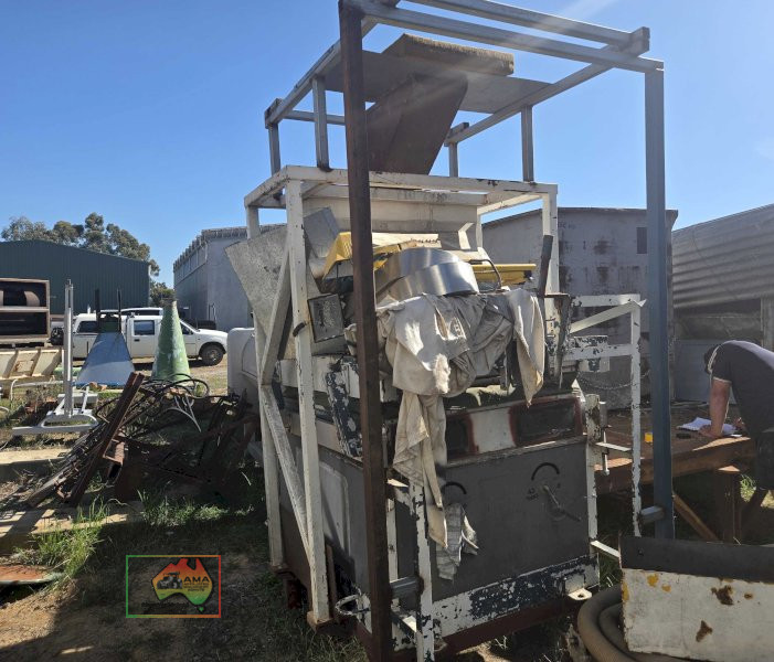 (11459) MULTIDECK GRAIN CLEANER