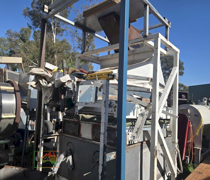 (11459) MULTIDECK GRAIN CLEANER