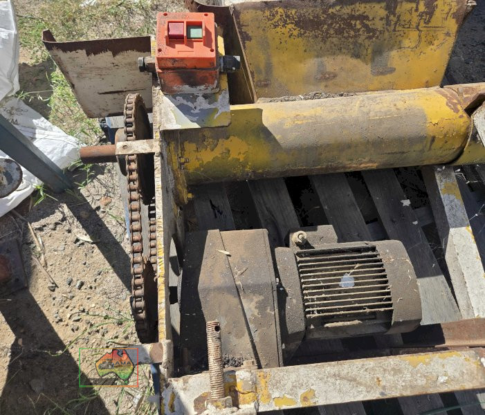 (11562) DISTRIBUTION AUGER WITH 3PH ELECTRIC MOTOR