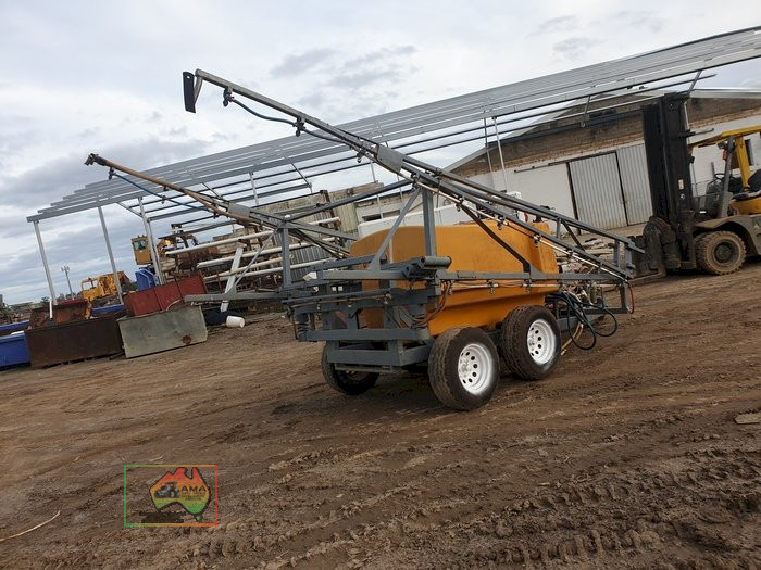 23M TRAILING BOOM SPRAYER