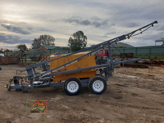 23M TRAILING BOOM SPRAYER
