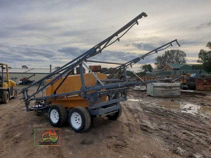 23M TRAILING BOOM SPRAYER