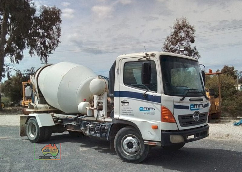 2006 HINO RANGER PRO FC4J 5 MIXER 6 SP MANUAL C/CHAS