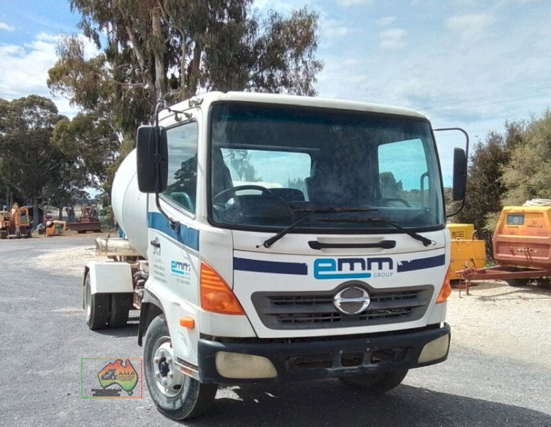 2006 HINO RANGER PRO FC4J 5 MIXER 6 SP MANUAL C/CHAS