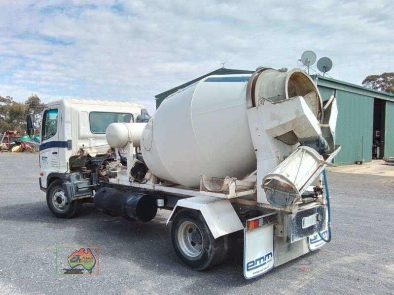 2006 HINO RANGER PRO FC4J 5 MIXER 6 SP MANUAL C/CHAS