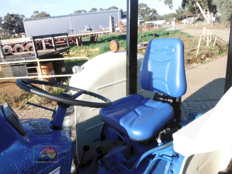 FORD 4000 TRACTOR