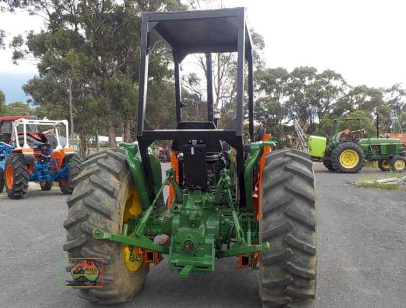 JOHN DEERE 1640 TRACTOR WITH CHALLENGE LOADER
