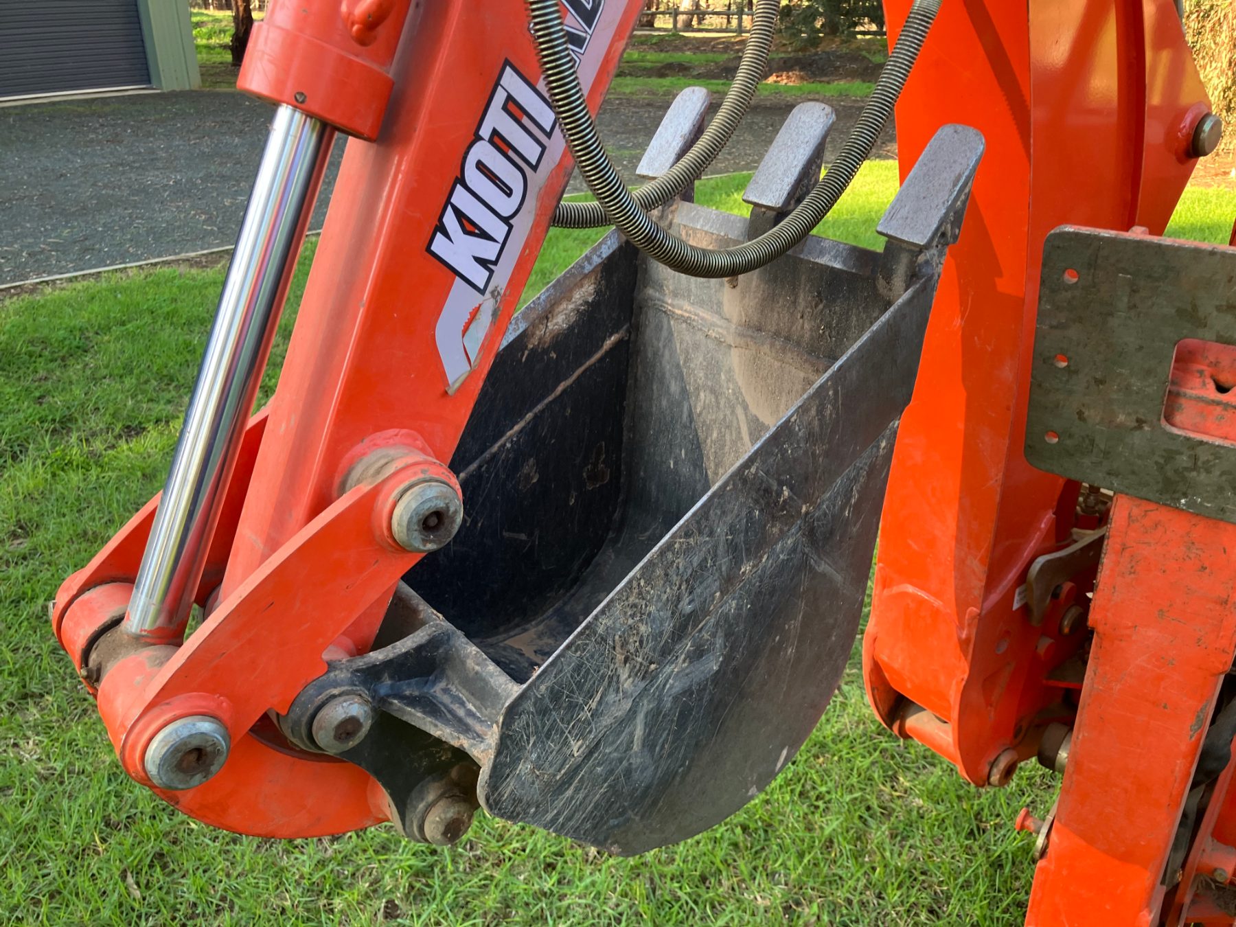 2016 KIOTI CK3710 TRACTOR WITH BACKHOE