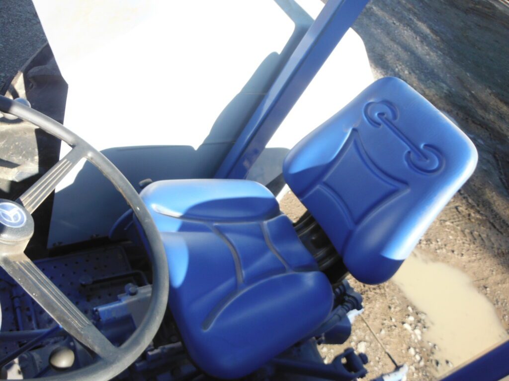 1975 FORD 4000 TRACTOR