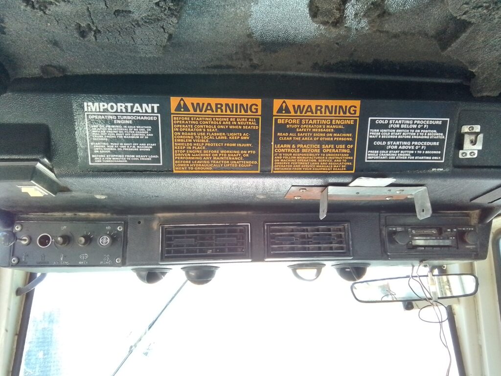 1980 CASE AGRI-KING 2090 TRACTOR