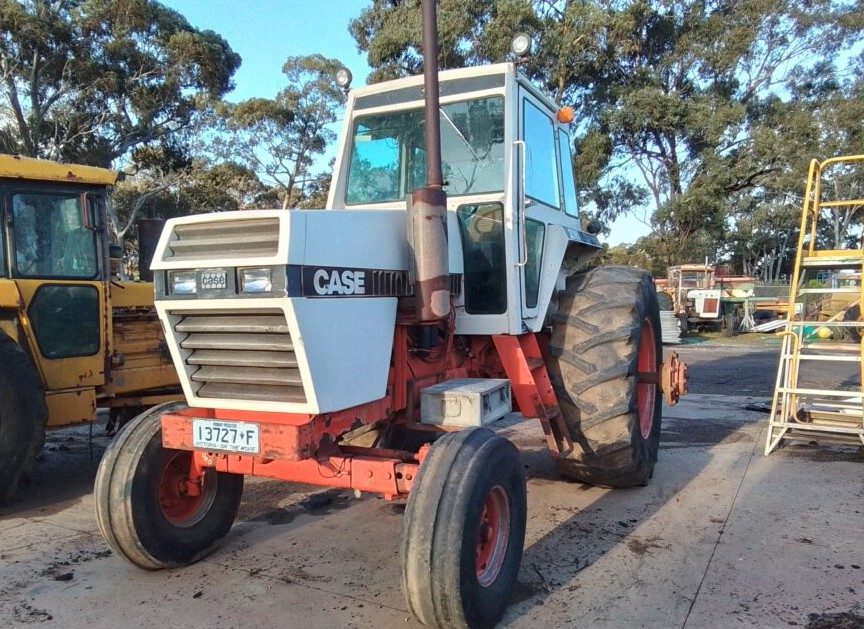 1980 CASE AGRI-KING 2090 TRACTOR