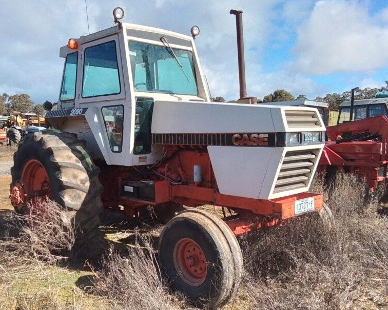 1980 CASE AGRI-KING 2090 TRACTOR