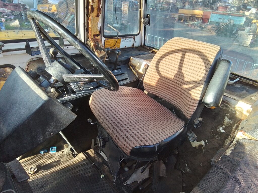 1980 CASE AGRI-KING 2090 TRACTOR