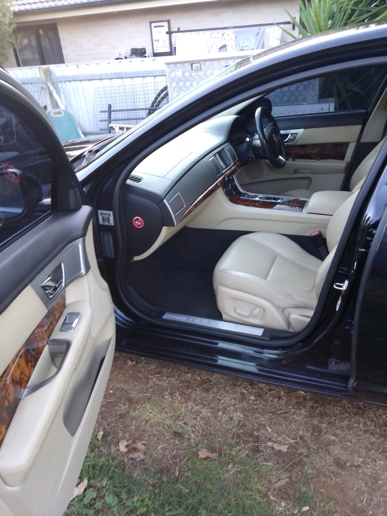 2011 JAGUAR XF MY12 3.0D TURBO 8 SP AUTOMATIC 4D SEDAN