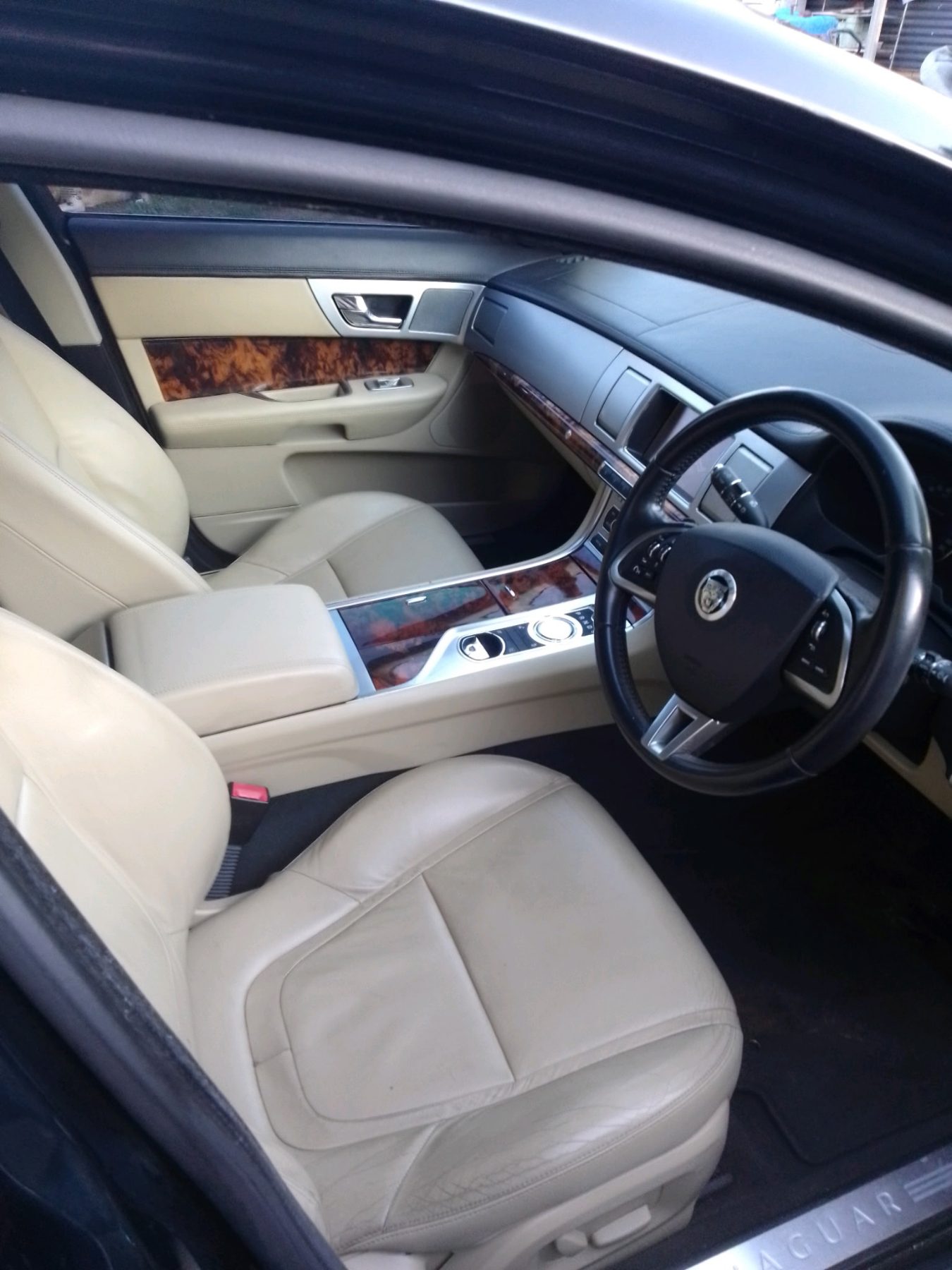 2011 JAGUAR XF MY12 3.0D TURBO 8 SP AUTOMATIC 4D SEDAN