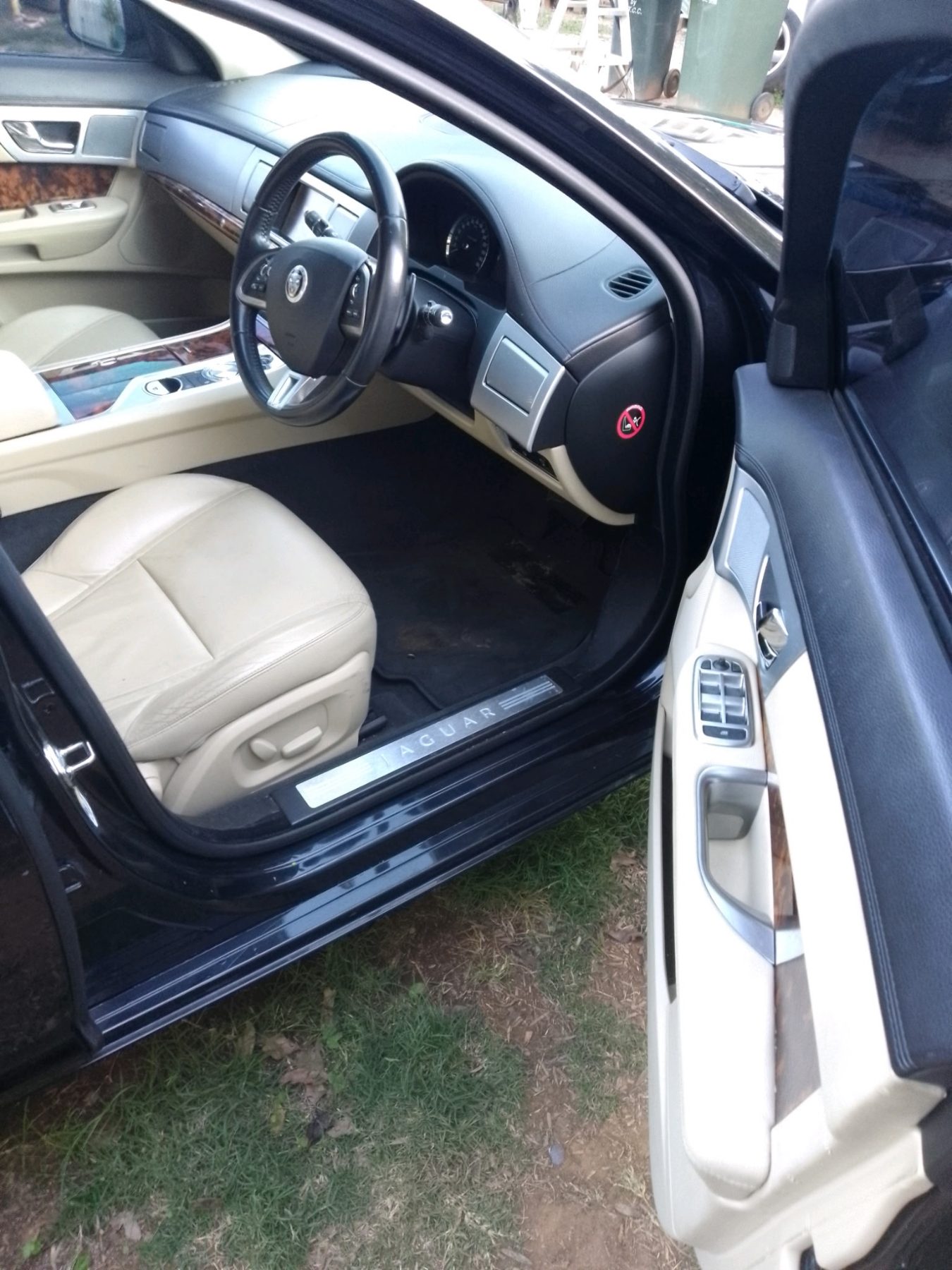 2011 JAGUAR XF MY12 3.0D TURBO 8 SP AUTOMATIC 4D SEDAN