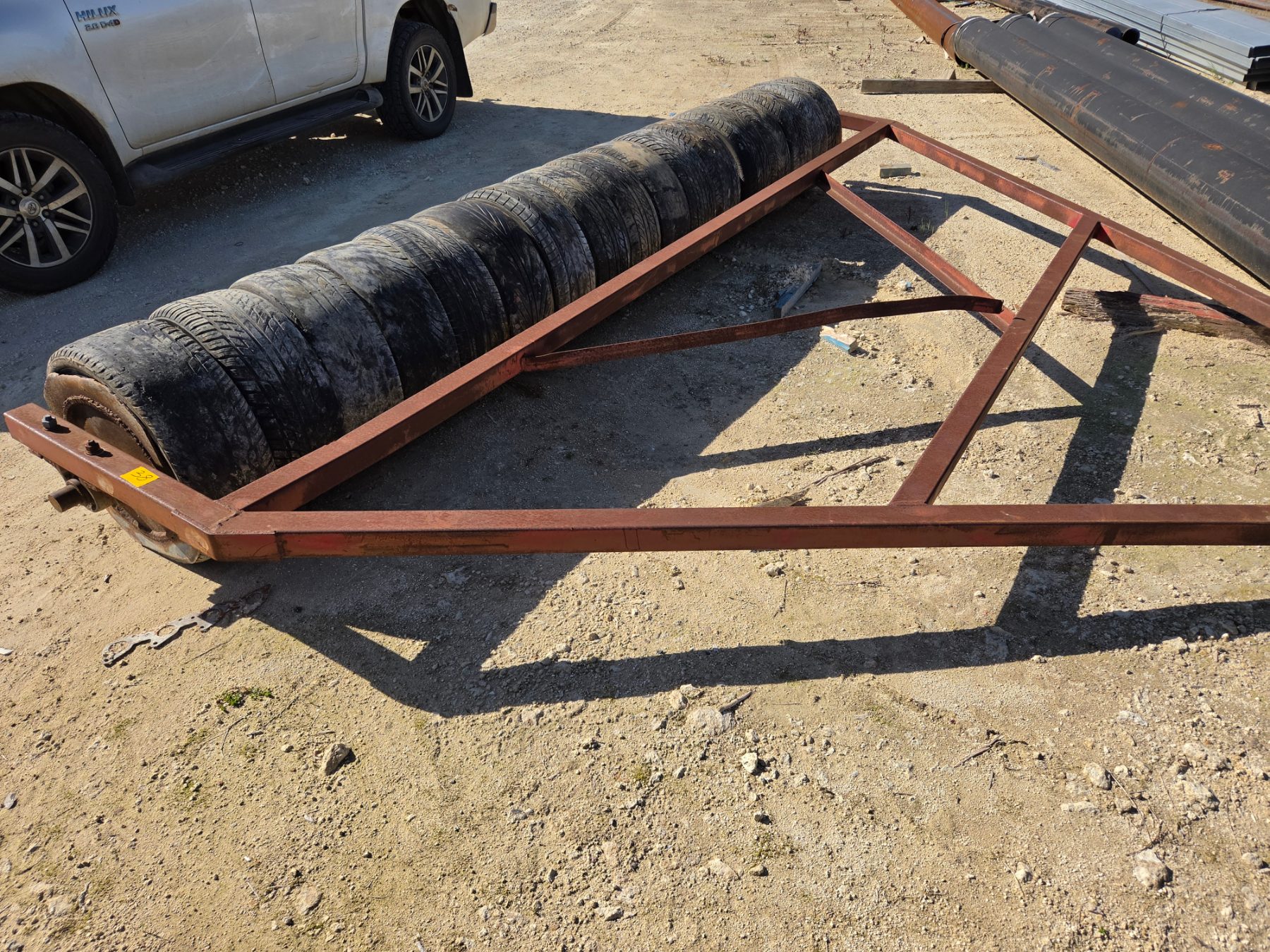 RUBBER TYRE ROLLER - 4.4M WIDE