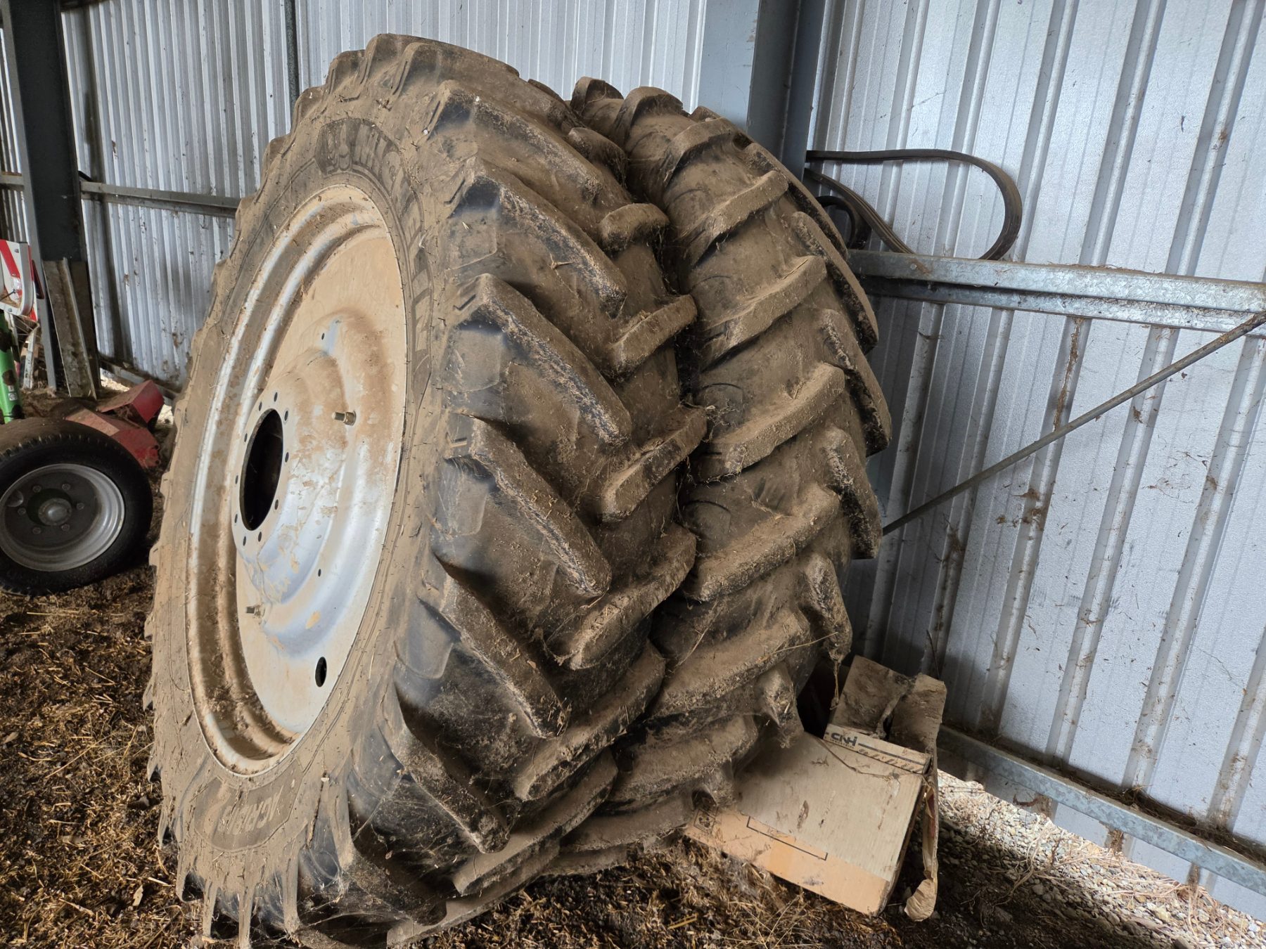 2020 CASE IH MAGNUM 310 CVT TRACTOR