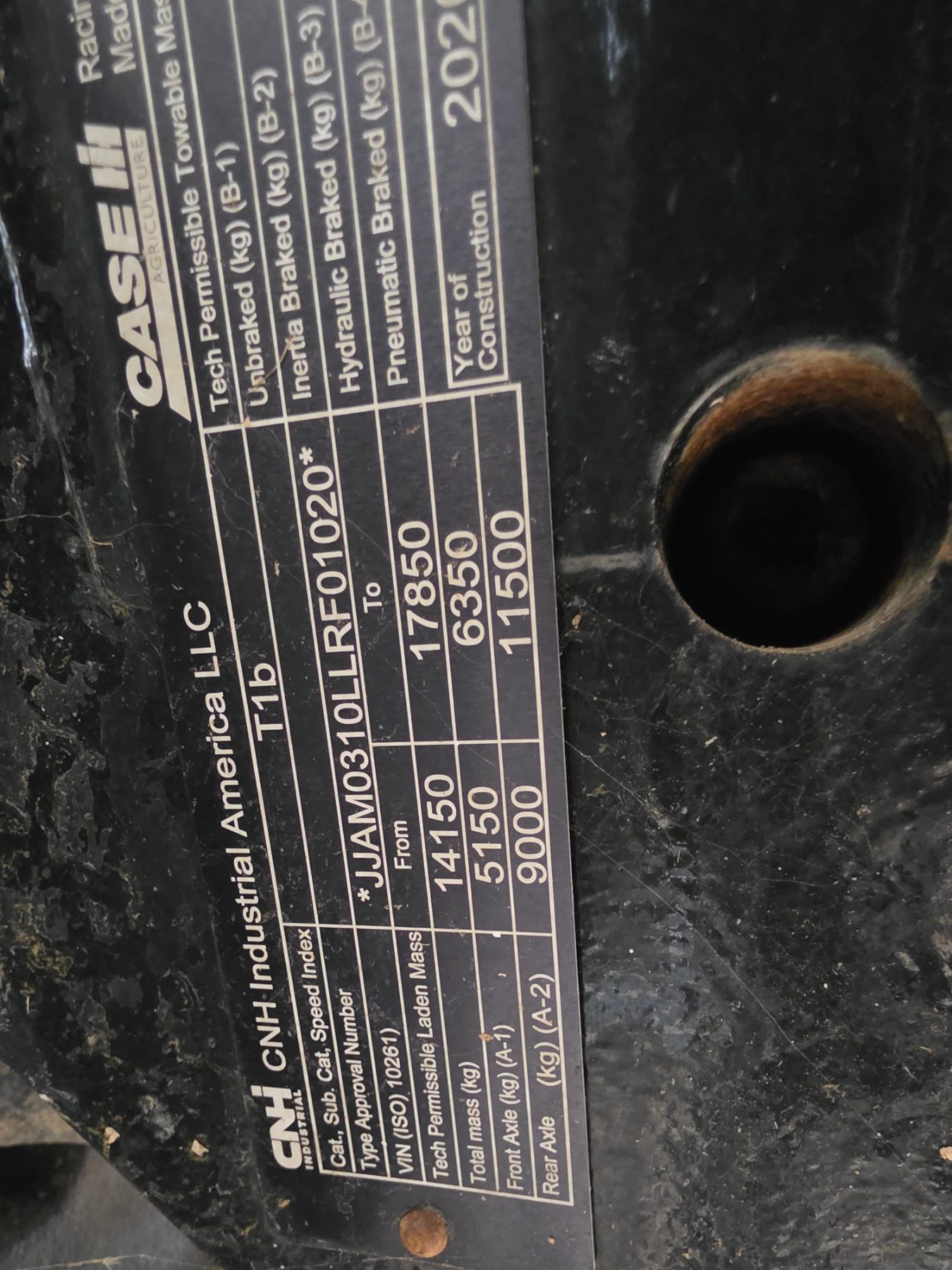 2020 CASE IH MAGNUM 310 CVT TRACTOR