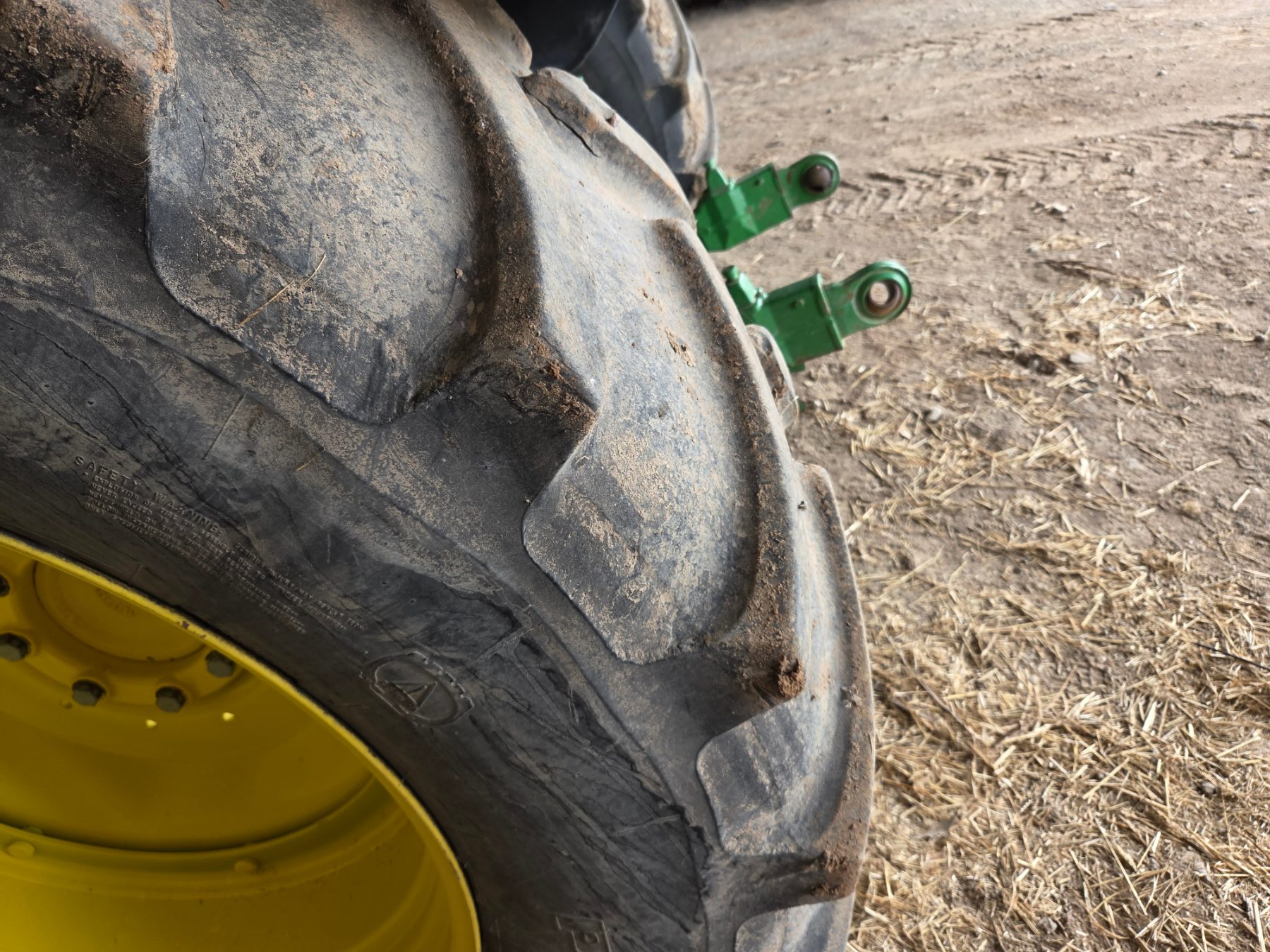 2011 JOHN DEERE 6630 TRACTOR