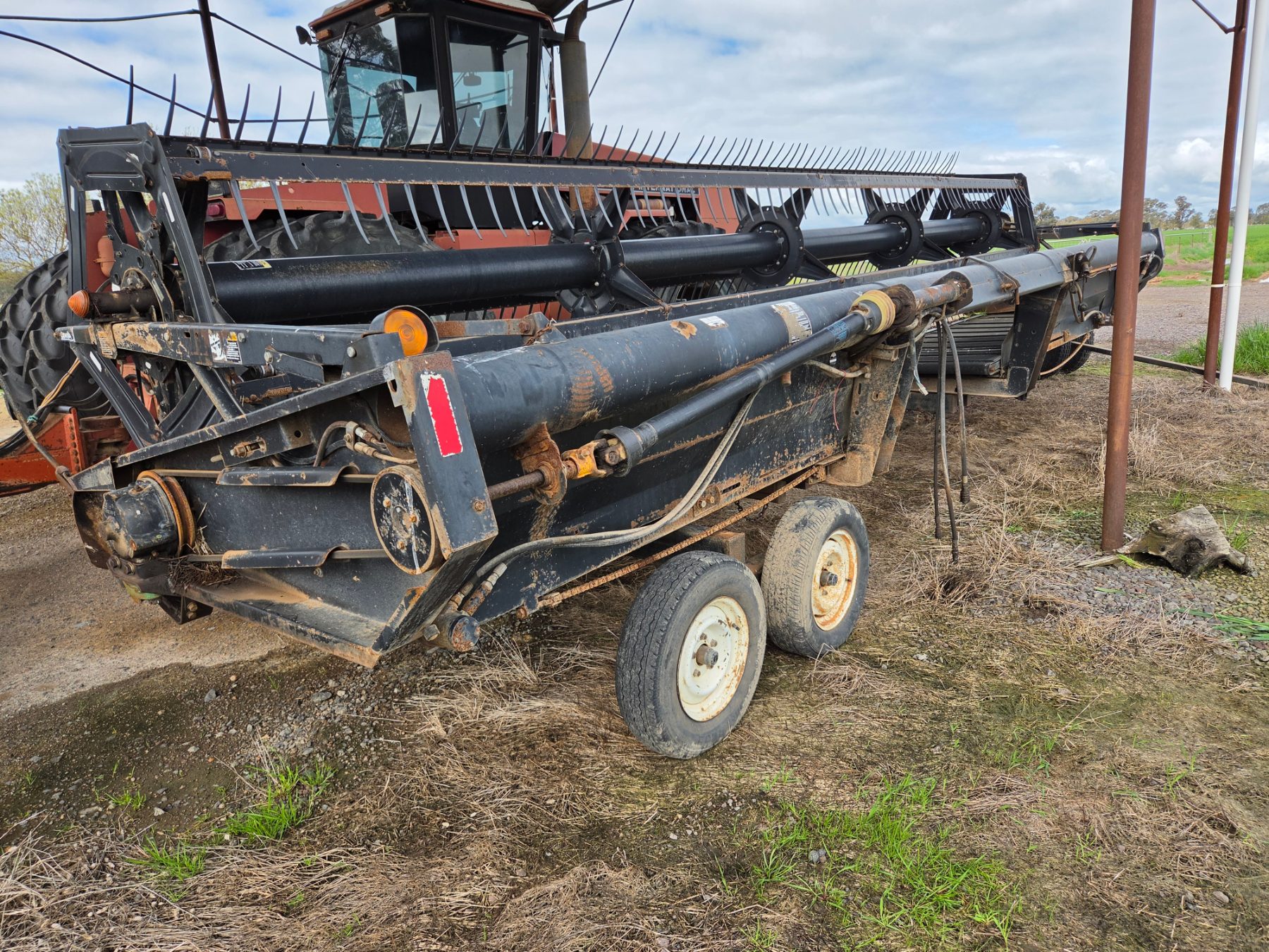 1995 MACDON 9000 SWATHER WITH HAYBINE FRONT