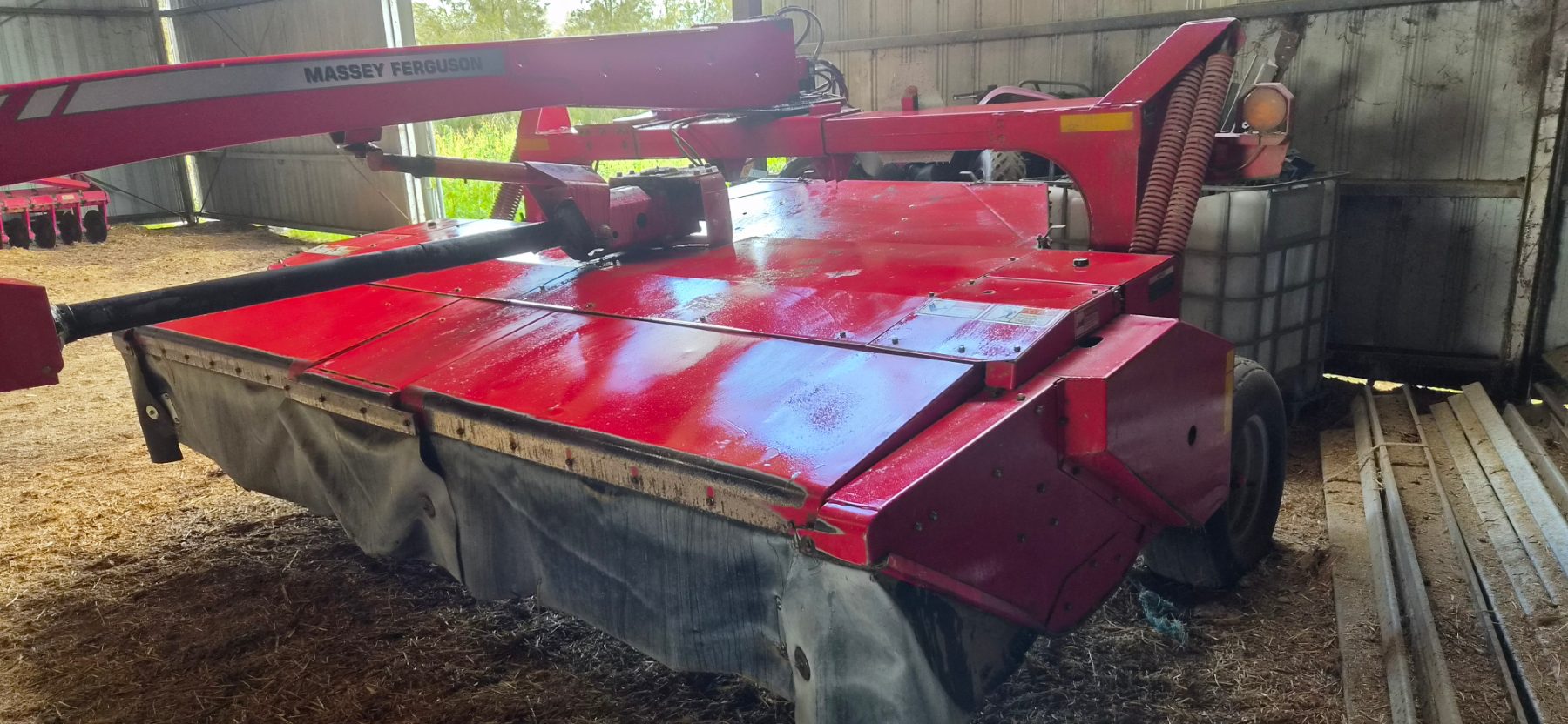 2010 MASSEY FERGUSON 1372 MOWER CONDITIONER