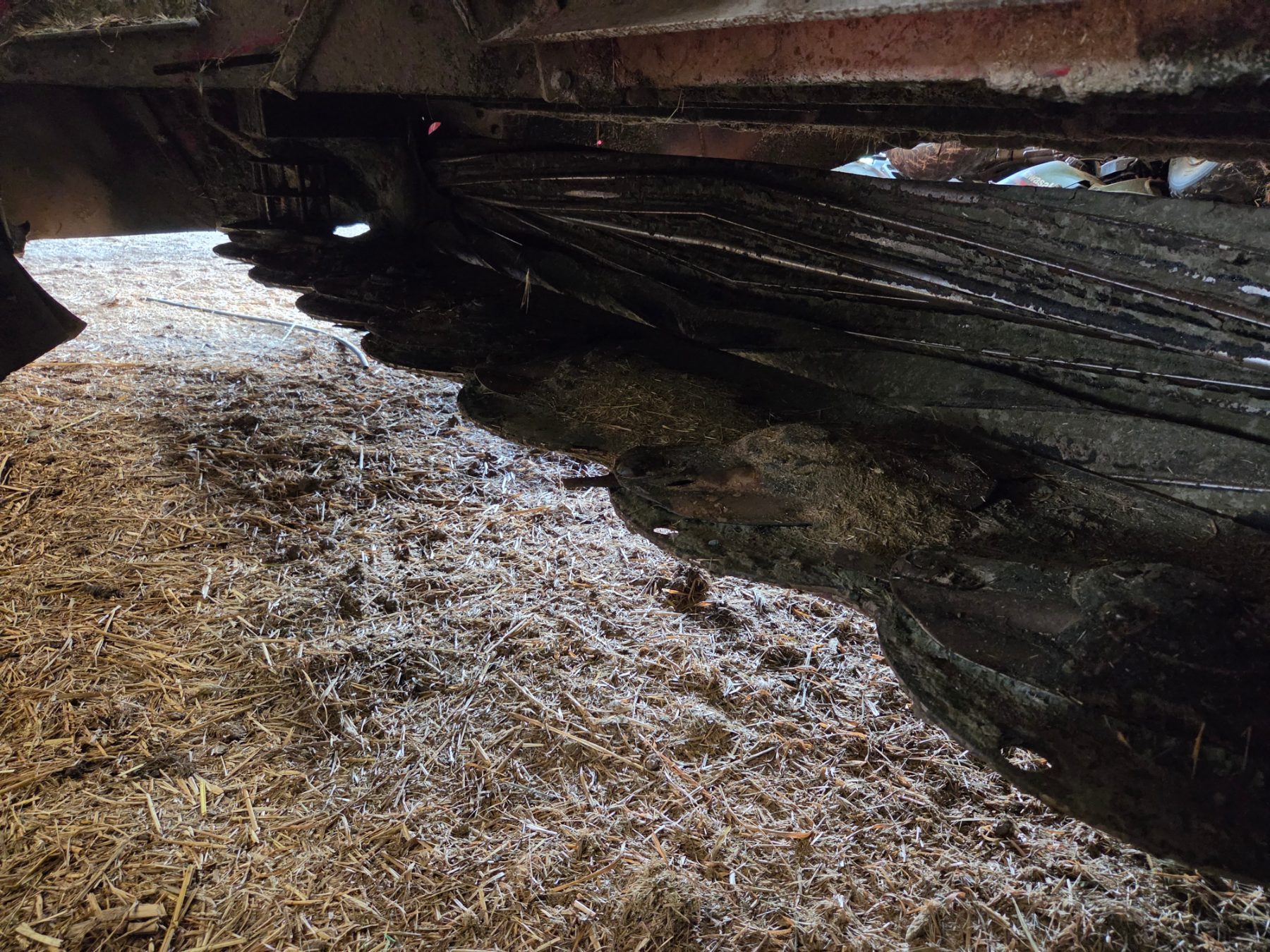 2010 MASSEY FERGUSON 1372 MOWER CONDITIONER