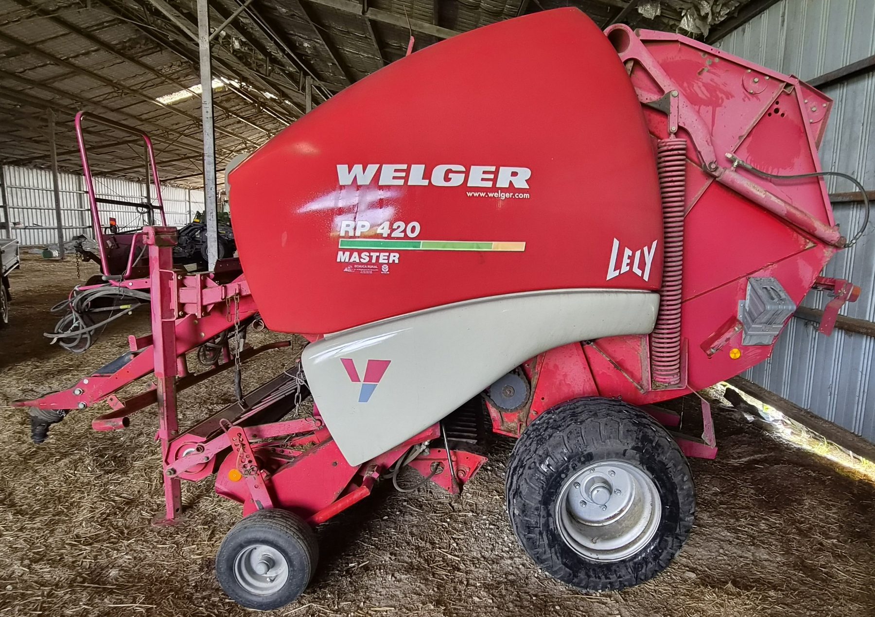 WELGER RP-420 'MASTER' ROUND BALER