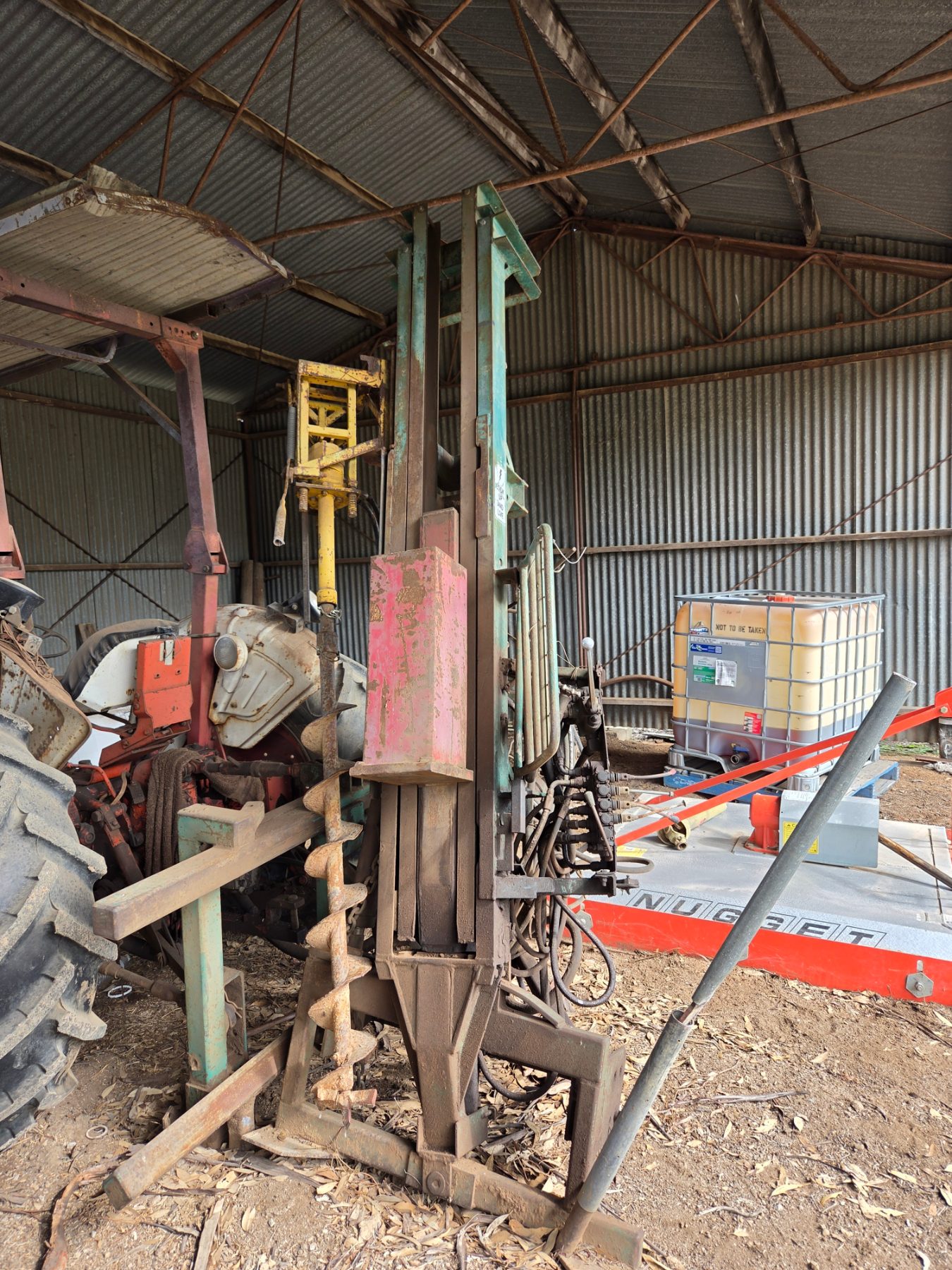 MUNRO POST RAMMER WITH SIDE SHIFT