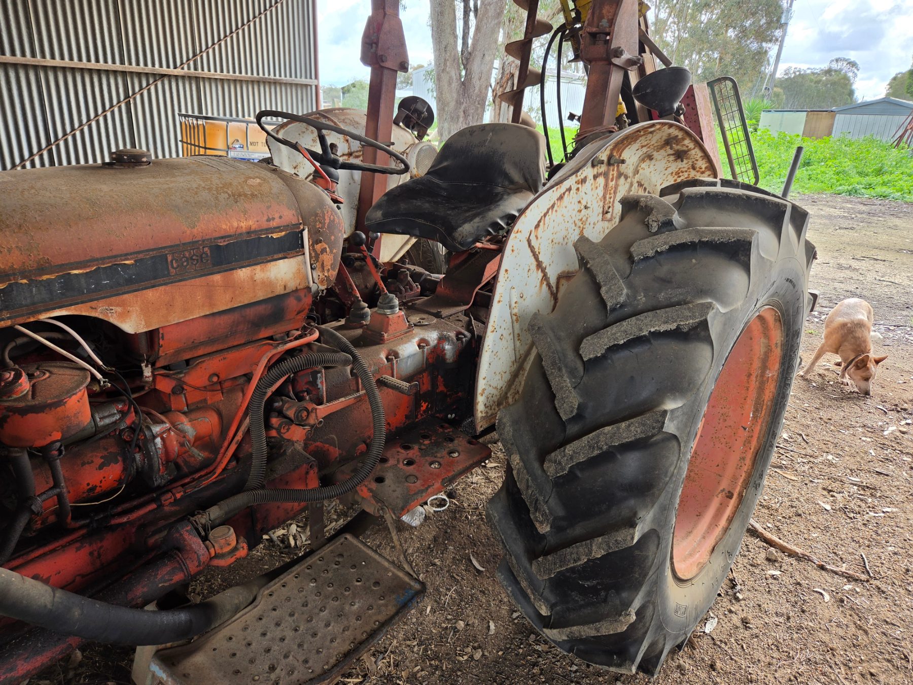 CASE DAVID BROWN 885 TRACTOR