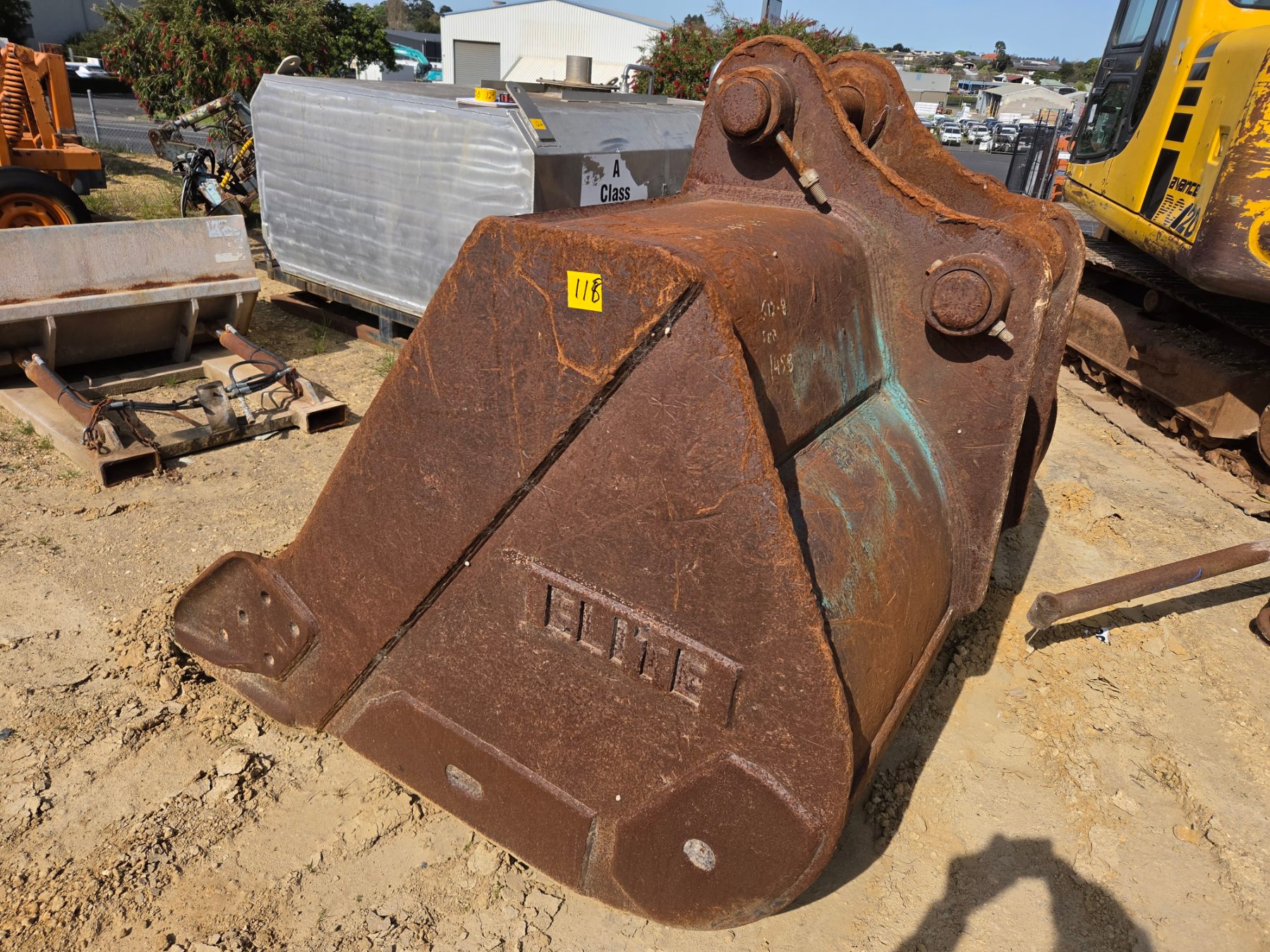 ELITE MUD BUCKET FOR 40T EXCAVATOR.