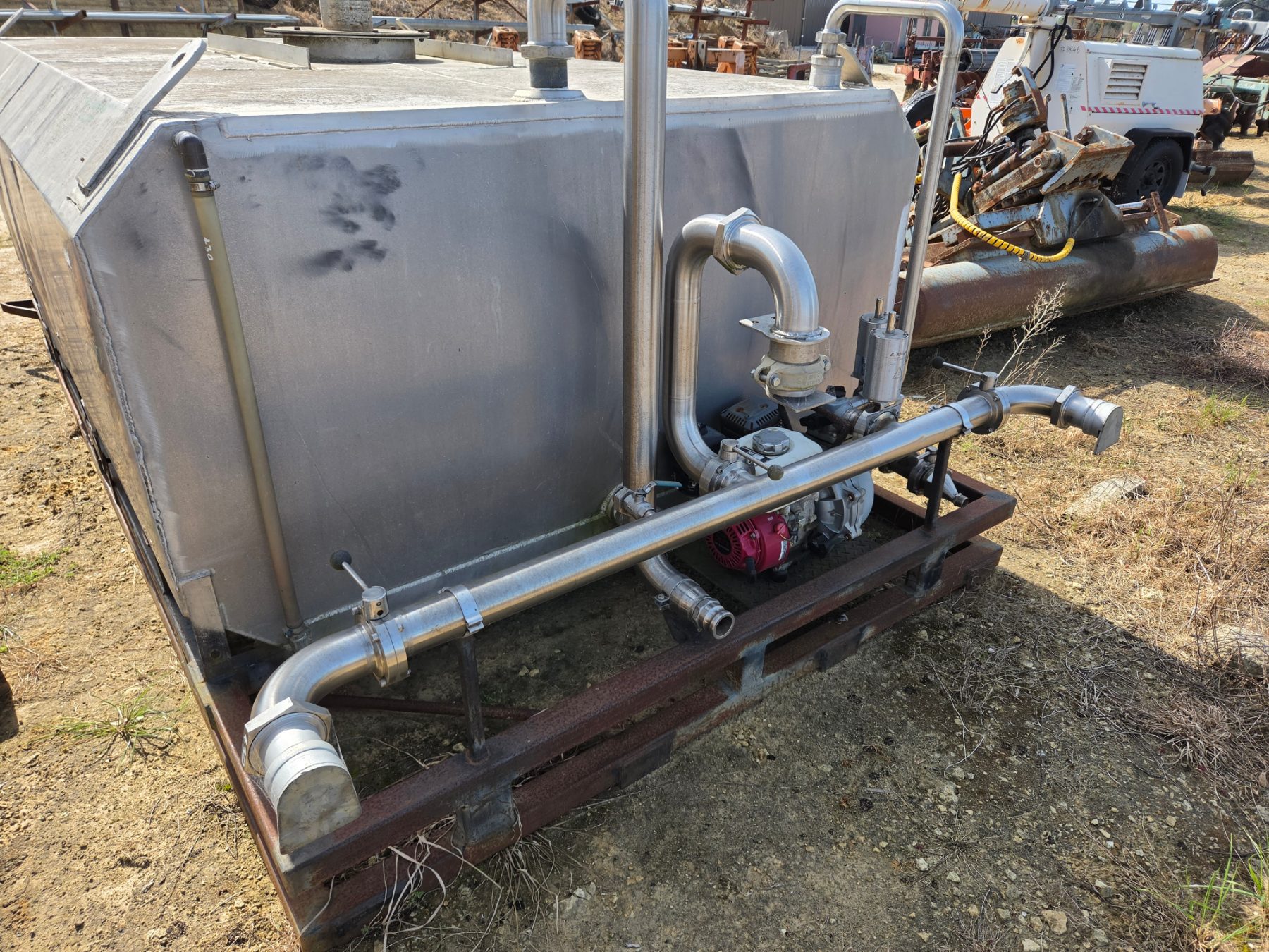 SLIP-ON 6,000 LTR. ALLOY WATER TANK