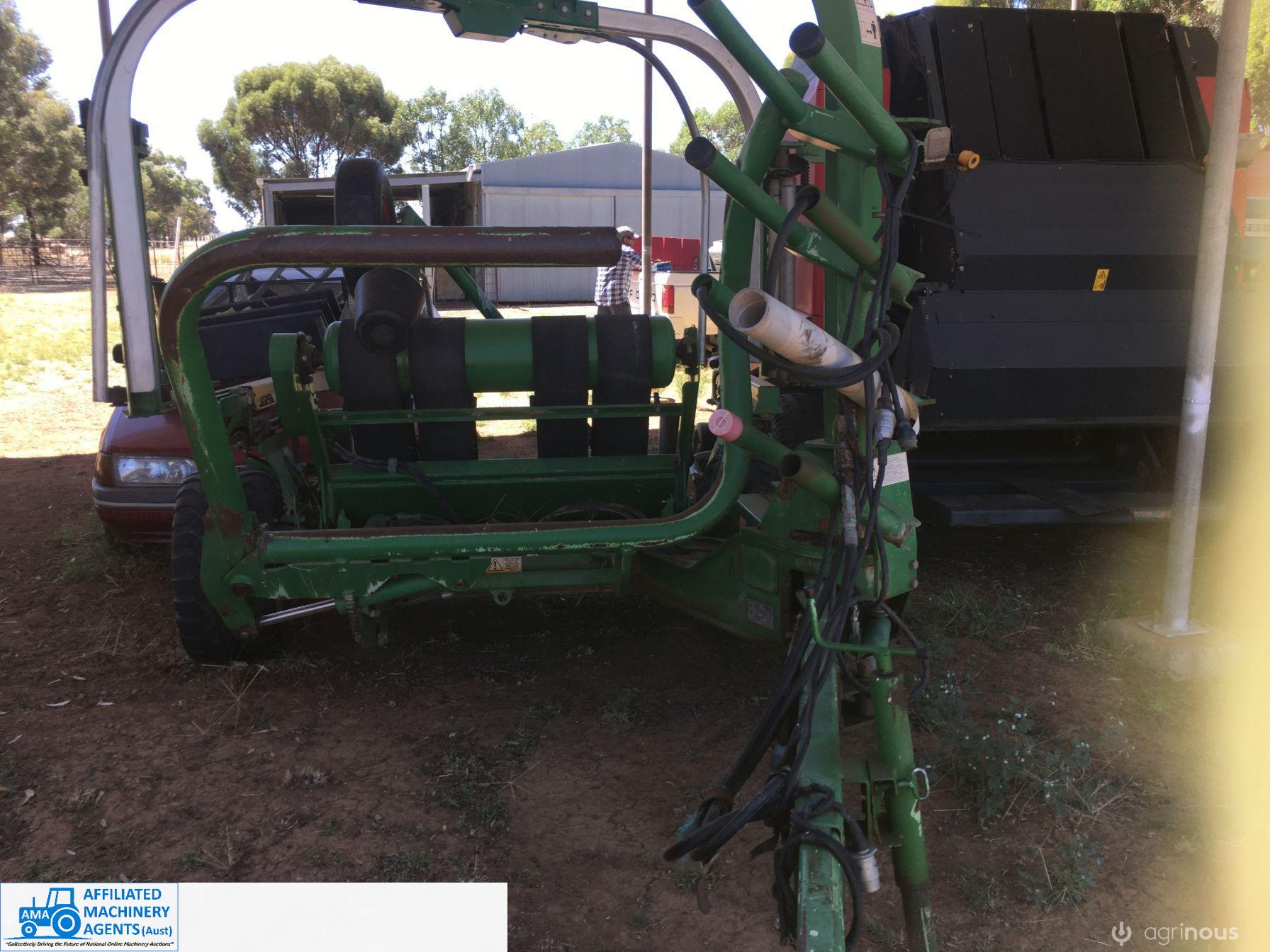 McHALE HS-2000 SILAGE WRAPPER