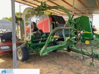 McHALE HS-2000 SILAGE WRAPPER