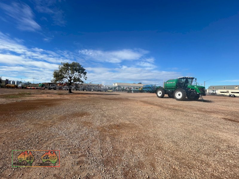 GOLDACRES BOOM SPRAYER