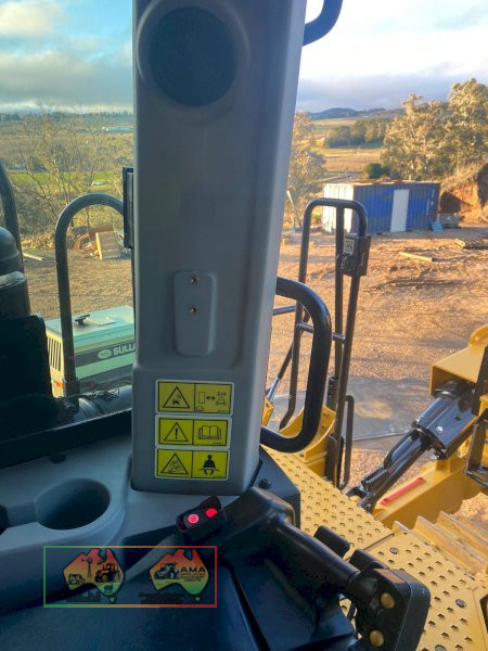CATERPILLAR BULLDOZER