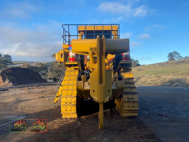 CATERPILLAR BULLDOZER