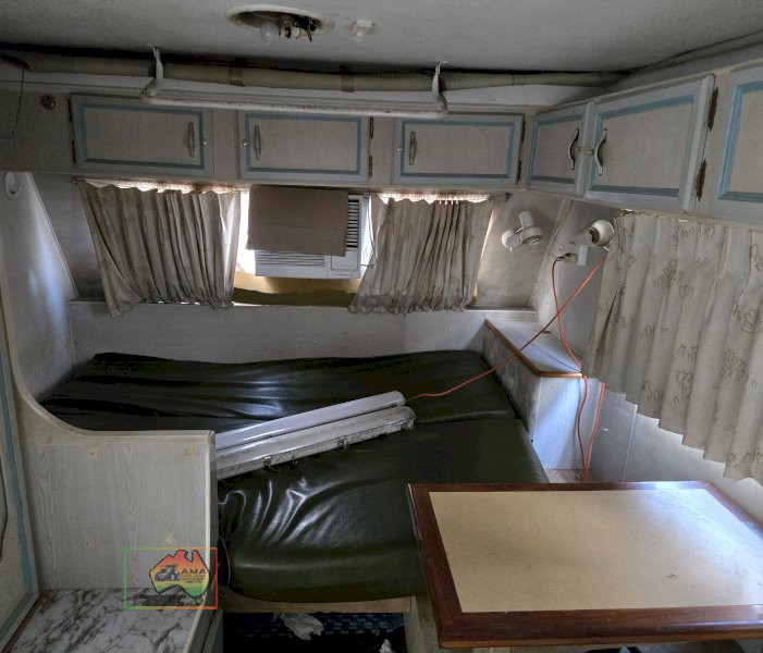 1994 REGAL 18ft CARAVAN