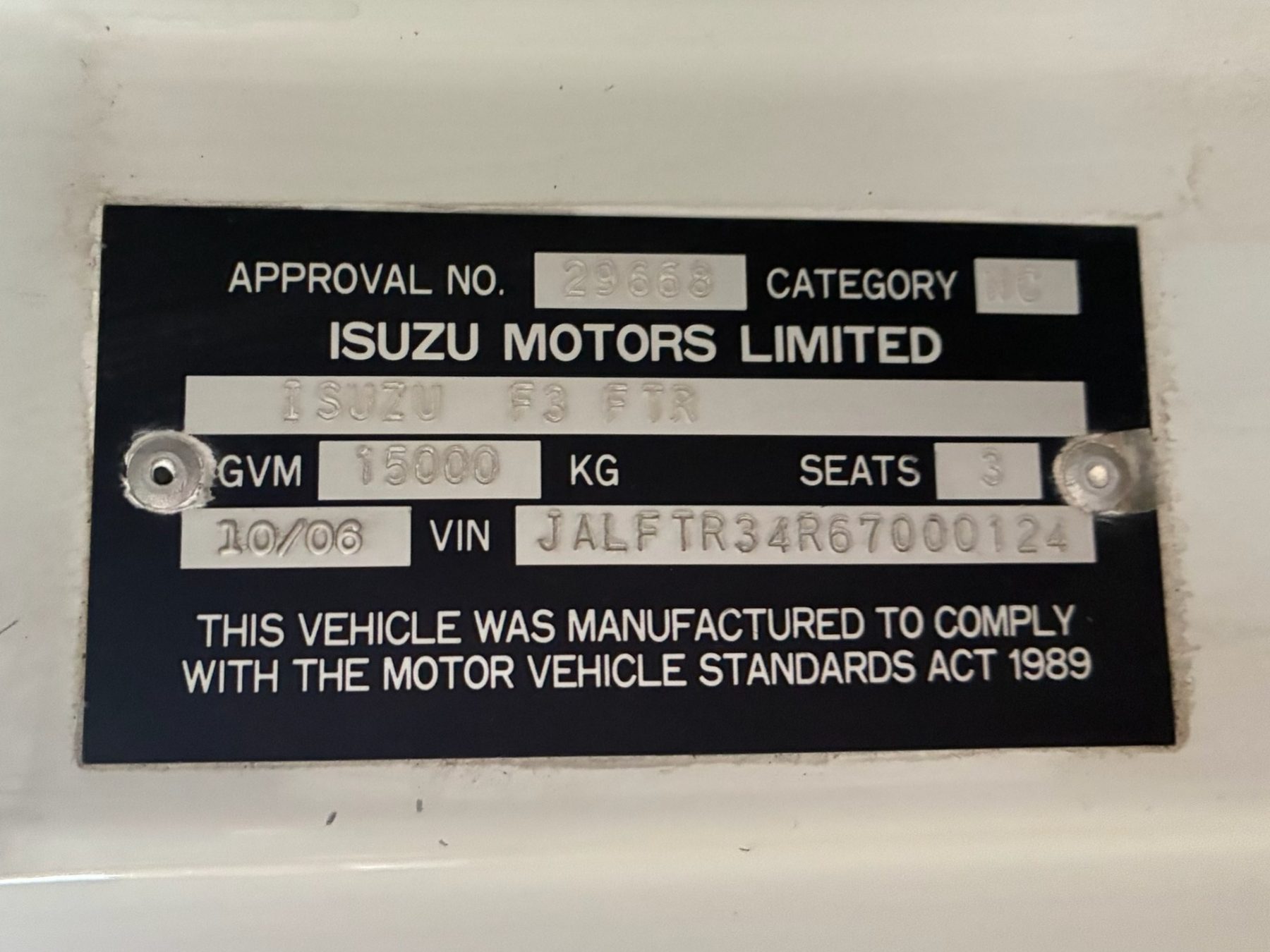 2006 ISUZU FTR 900 5 SP MANUAL TRAY