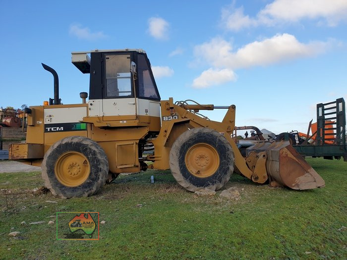 TCM 830-2 FRONT END LOADER