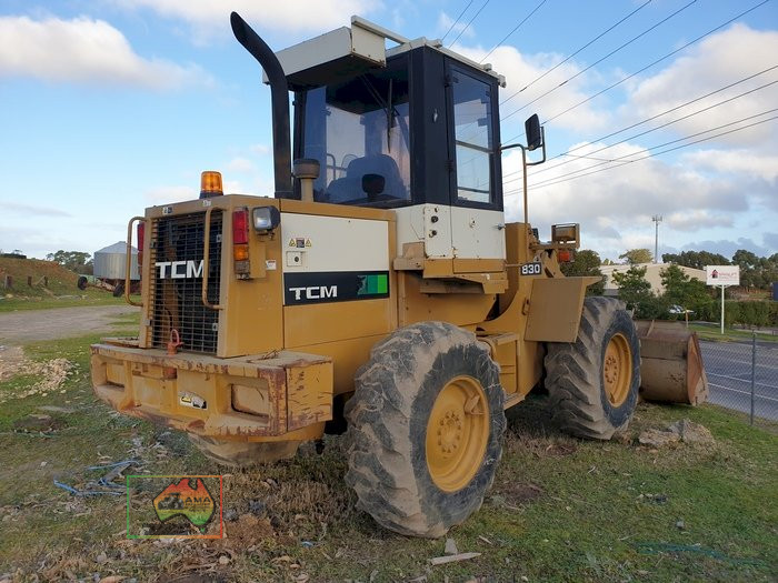 TCM 830-2 FRONT END LOADER