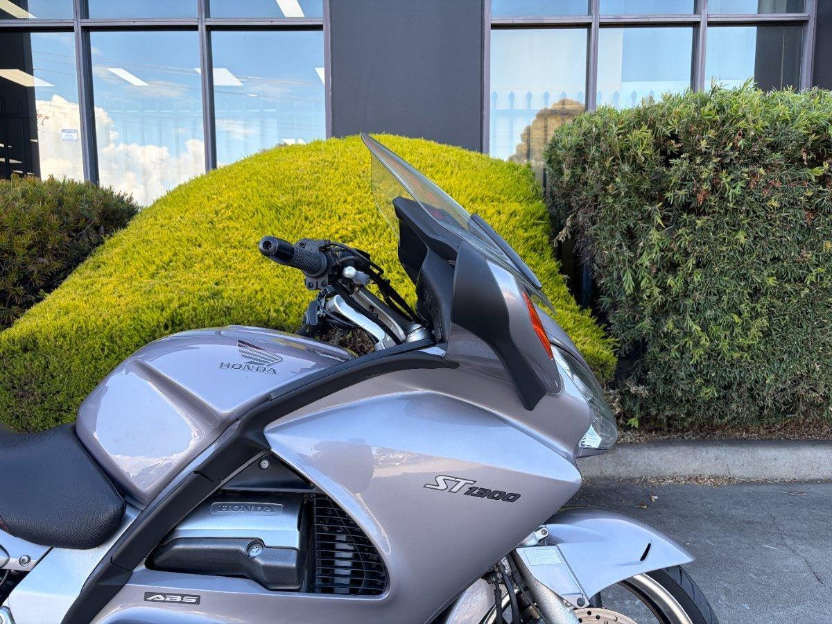 2003 HONDA ST1300 ABS ROAD